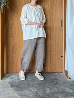 ROBE de PEAU / WRINKLE STRING BLOUSE (OFF NATURAL)