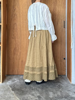 ROBE de PEAU / Swirling Skirt (Olive)