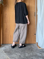 ROBE de PEAU / WRINKLE STRING BLOUSE (NOIR)