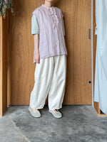 ROBE de PEAU / LINEN FRILL NO SLEEVE BLOUSE (ASH PINK)