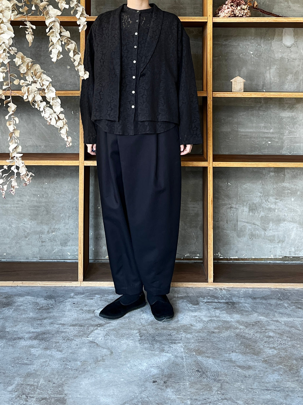 IKKUNA / shawl-collar lace jacket