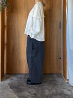 tumugu / ソフトライト帆布 パンツ（CHARCOAL）