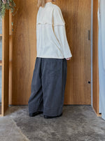 tumugu / プレディングラフィ フリルプルオーバー（KINARI）