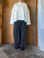 tumugu / プレディングラフィ フリルプルオーバー（KINARI）