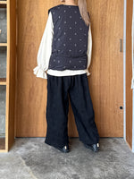 miffew / FLOWER DOWN GILET (EMBROIDERY)