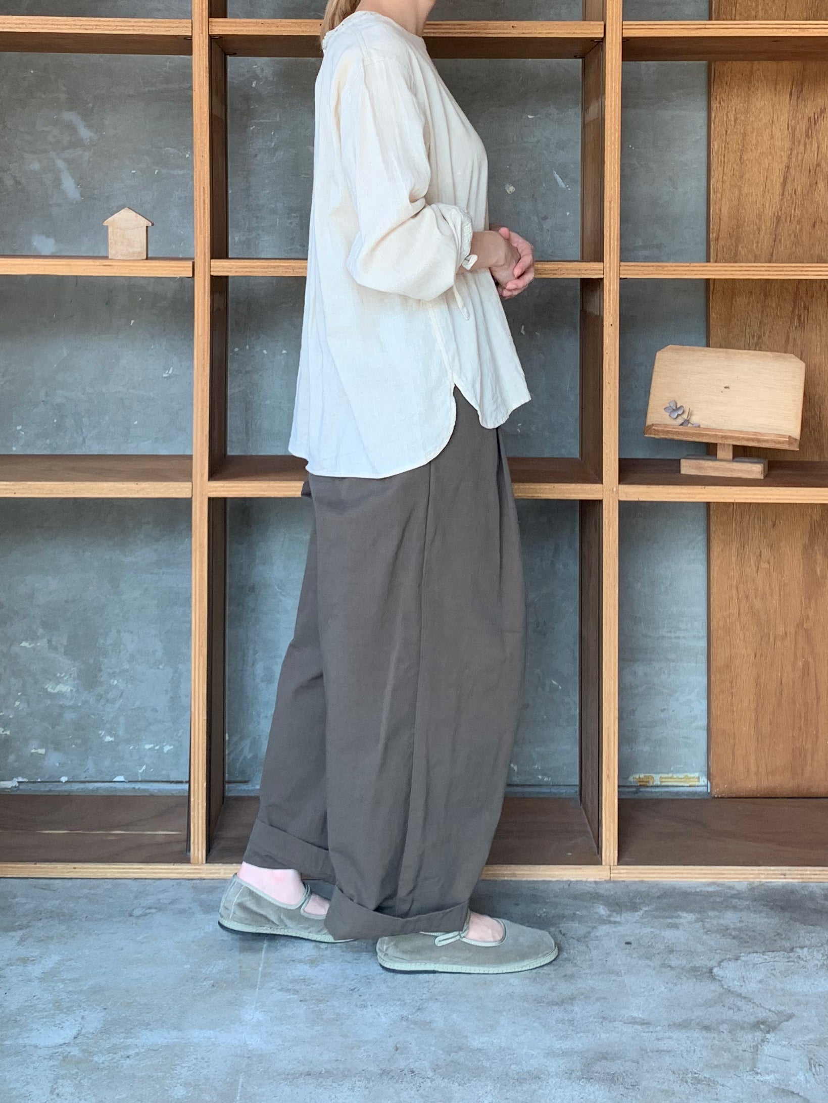 Vlas Blomme / C/L Viyella レース付きブラウス (Natural)
