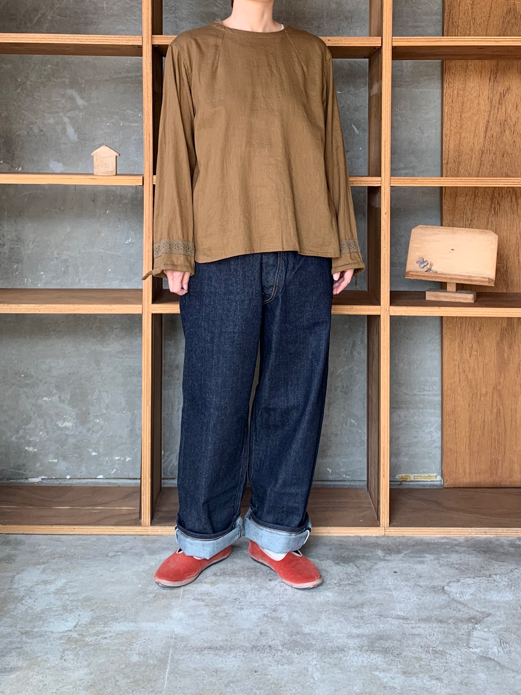 Vlas Blomme / C/L Viyella レース付きブラウス (Olive)