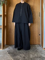 UNIVERSAL TISSU / トリプルワッシャーLC ブラウスジャケット（クロ）