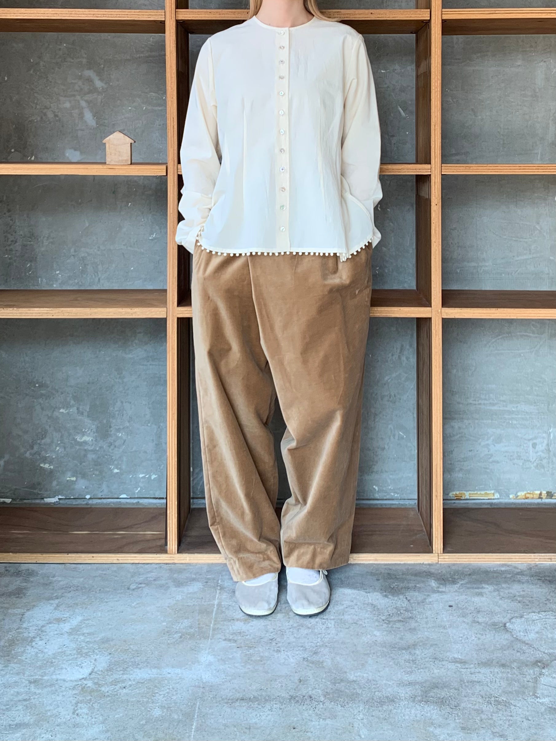 SUSURI / モエケパンツ（camel）