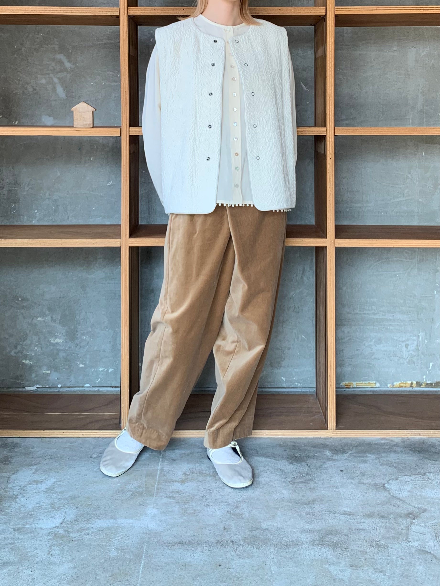 qiri / boutis jacqard vest (キナリ)
