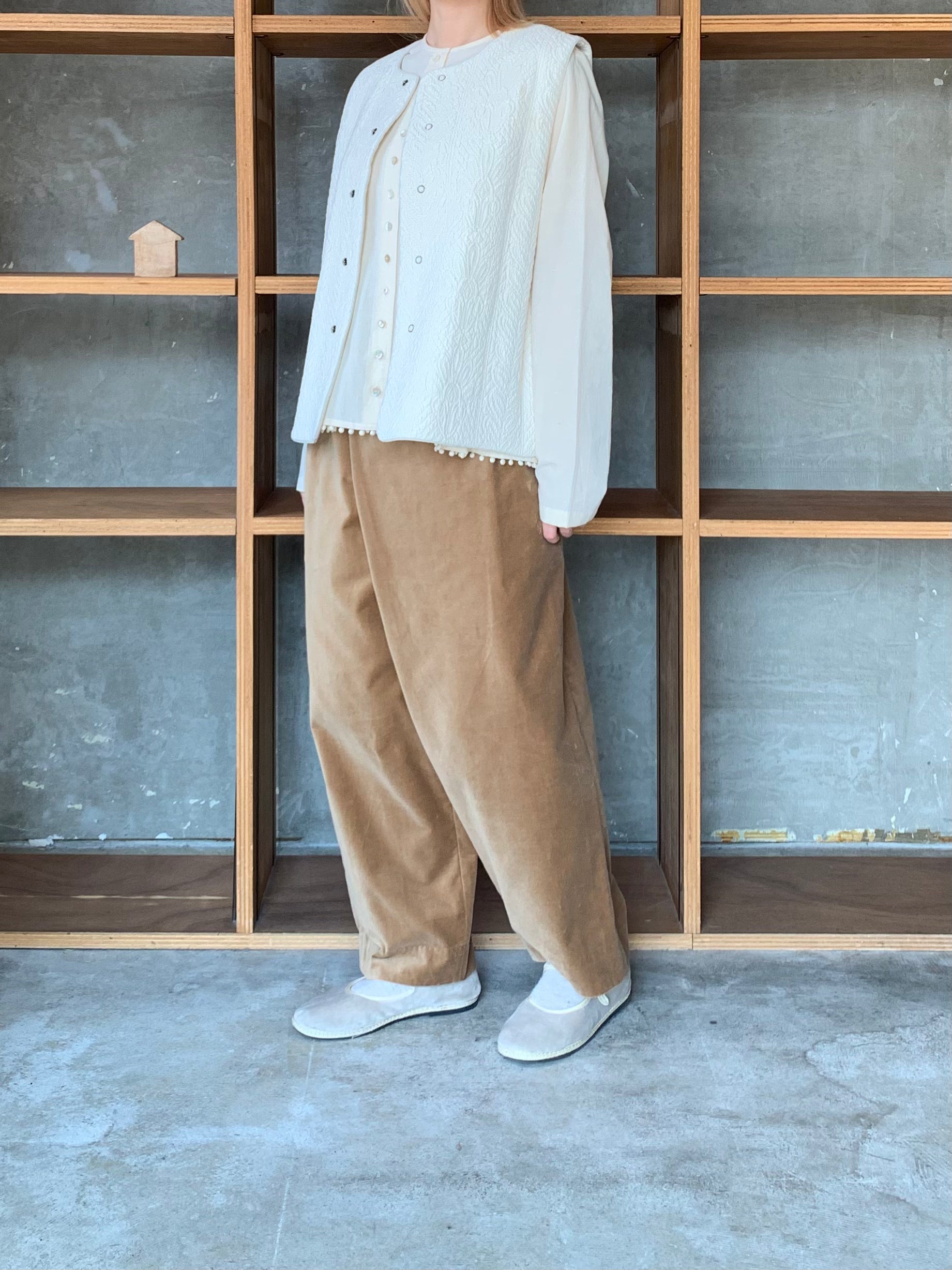 qiri / boutis jacqard vest (キナリ)
