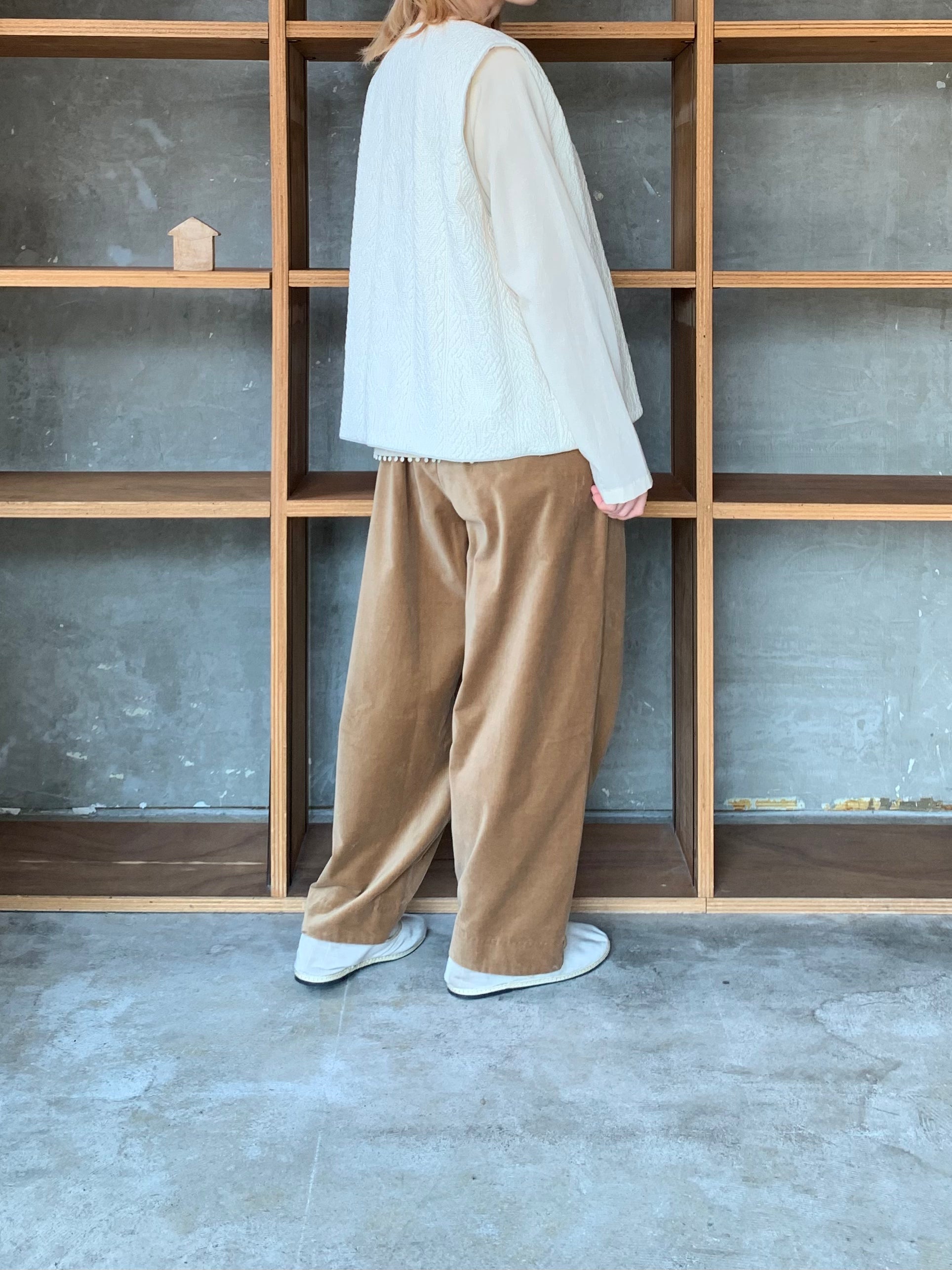 qiri / boutis jacqard vest (キナリ)