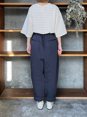 SUSURI / ミューパンツ（greenish black）