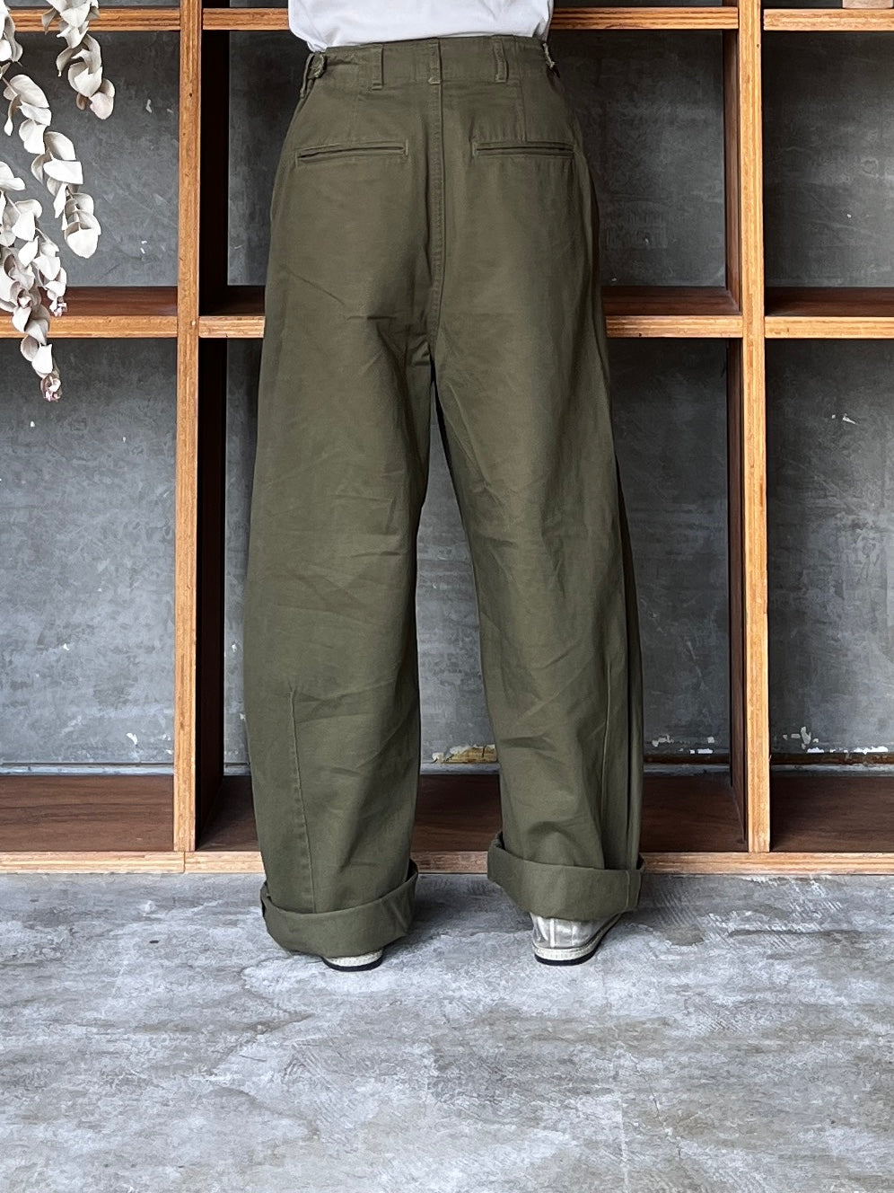 【SALE】KHAKI / TYPE-43 WIDE TROUSERS