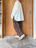 ASEEDONCLÖUD / Station floor pattern trousers（Brown）