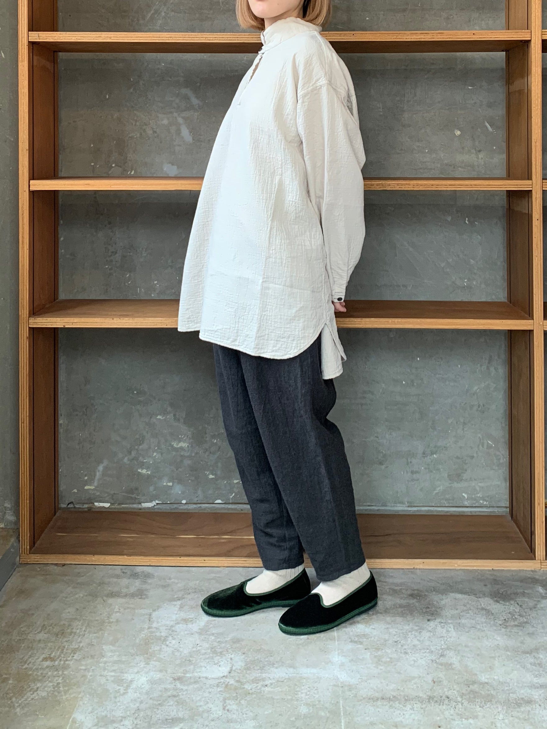 【SALE】Vlas Blomme / Fluffy Cotton　プルオーバーワイドシャツ (L.Beige)
