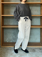 CLOSELY / easy tapered pants （beige）