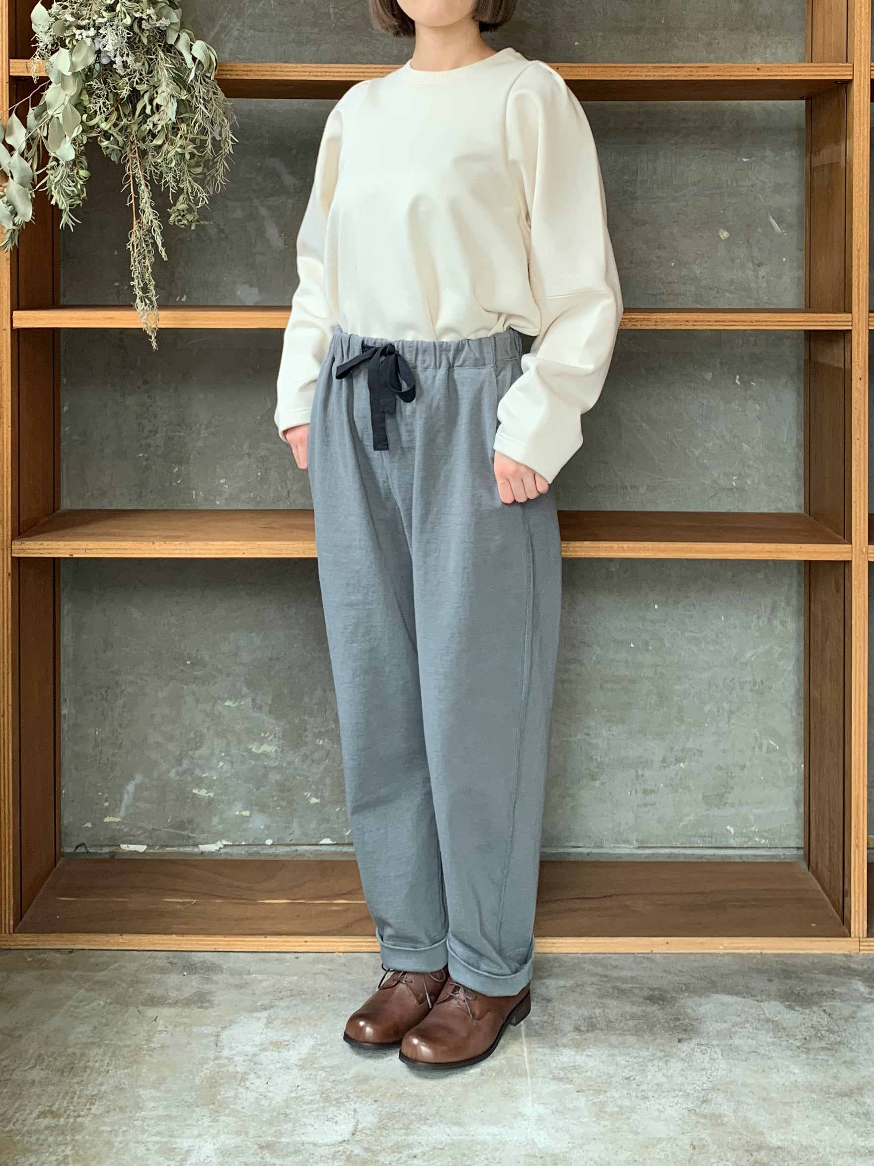 CLOSELY / easy tapered pants （moss-grey）