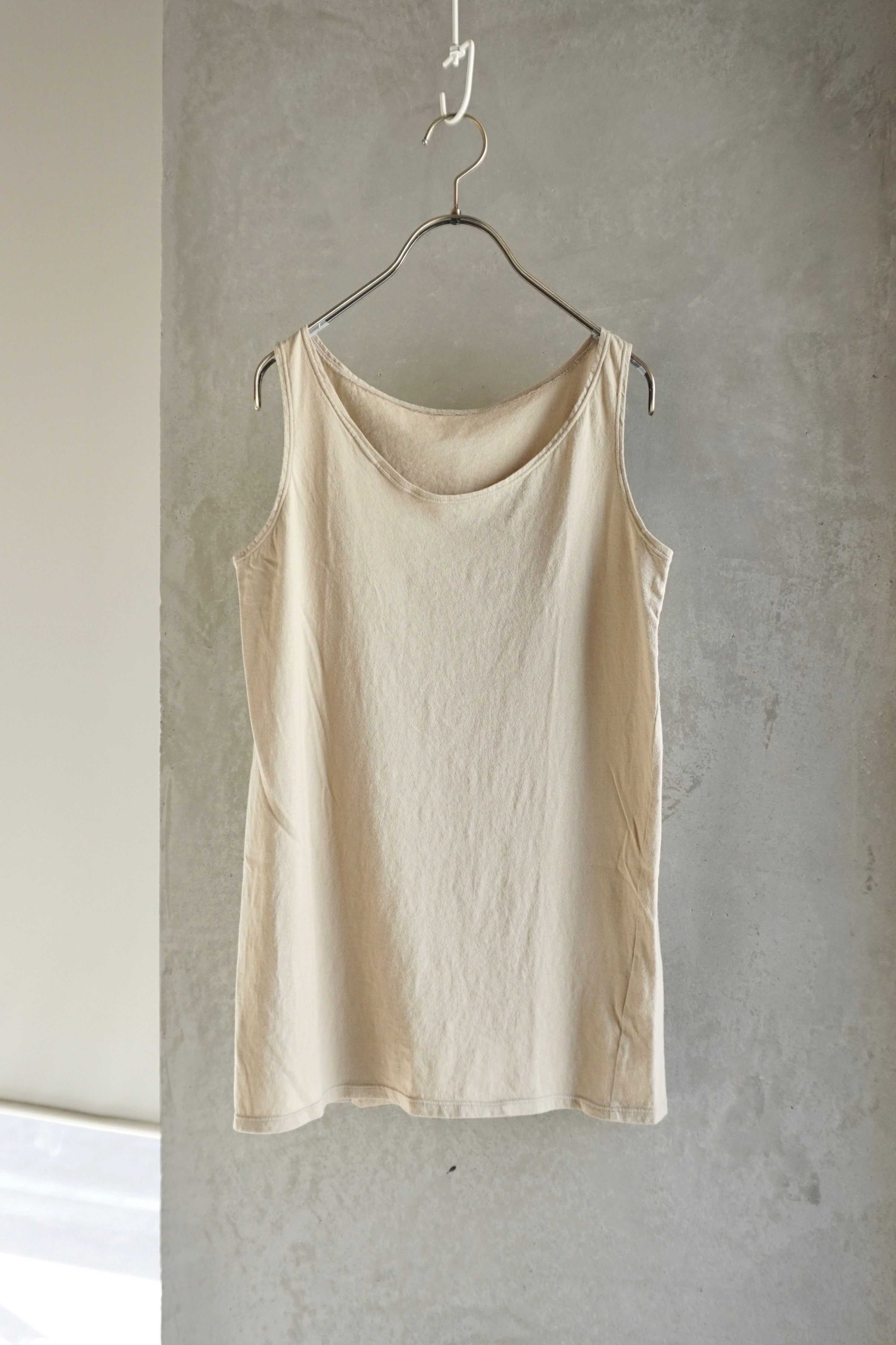 IKKUNA / tank-top-sand beige